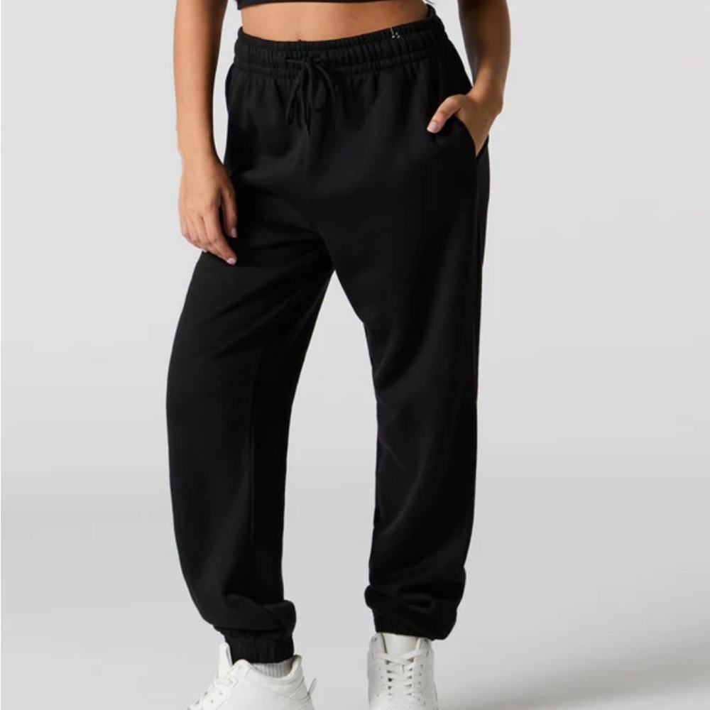 High Rise Solid Fleece Jogger